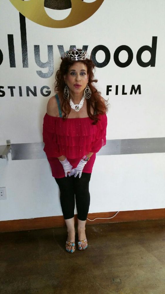 Angela Capri