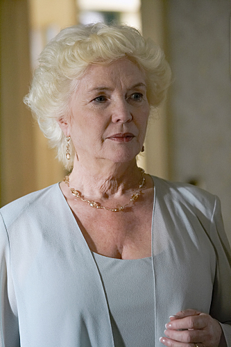 Fionnula Flanagan