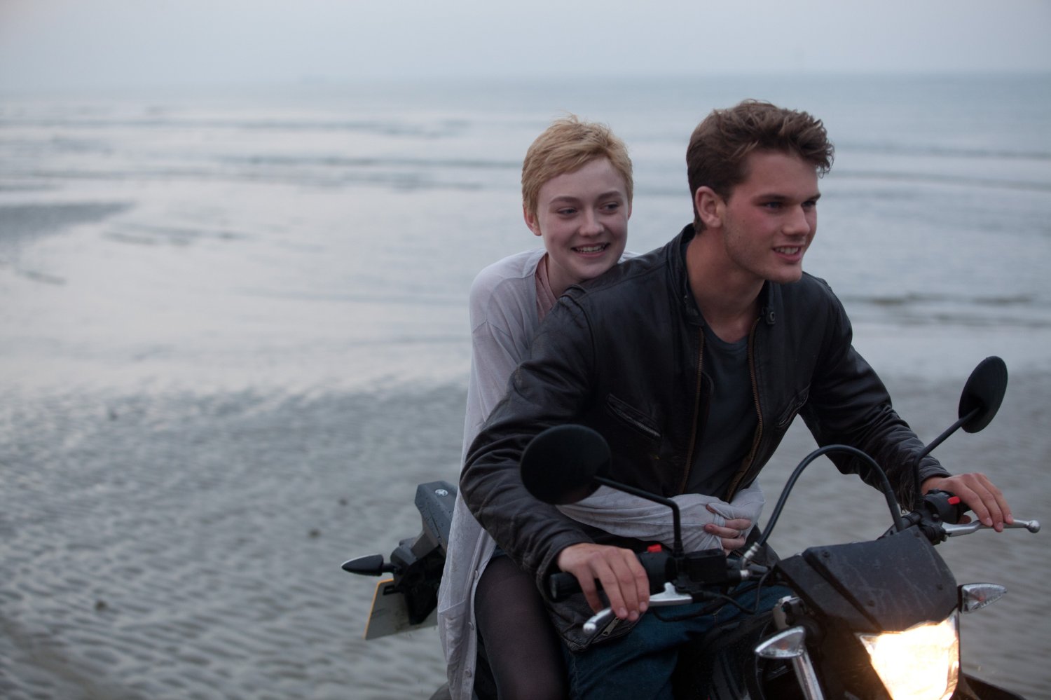 Jeremy Irvine