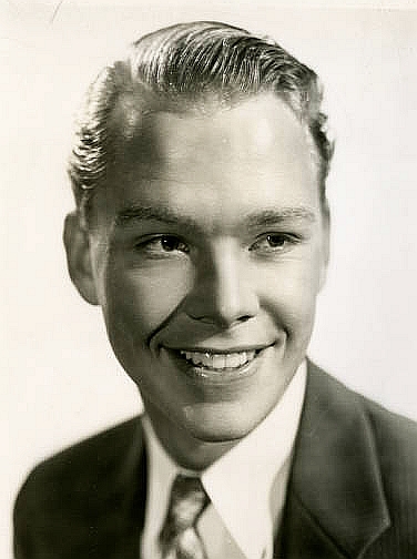 Kenneth Howell