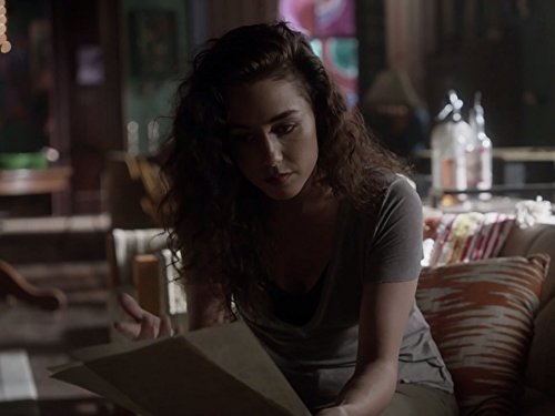 Stella Maeve