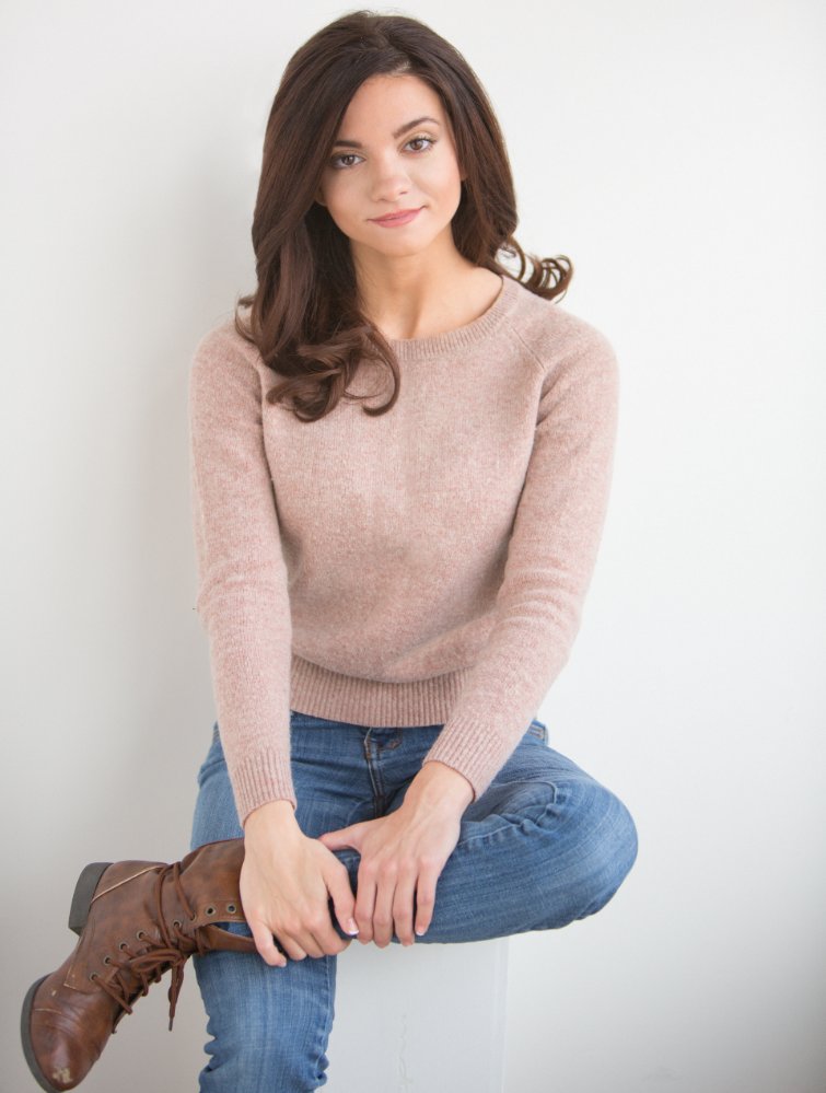 Lauren LaVera