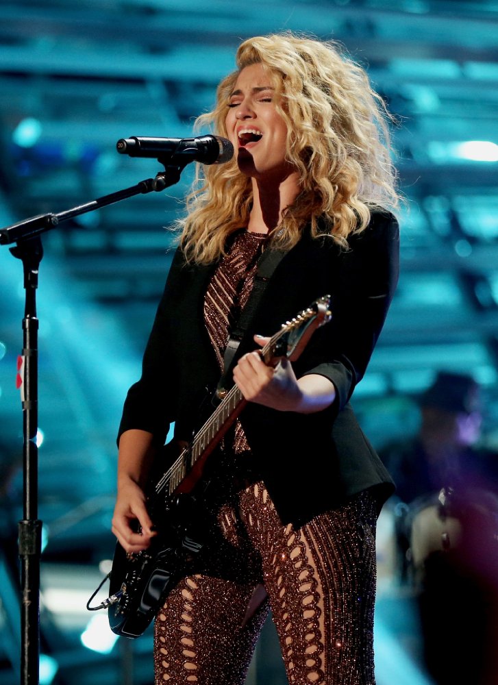 Tori Kelly