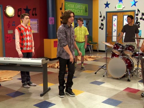 Leo Howard